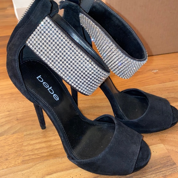 Bebe heels - Picture 1 of 3